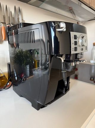 Cafetera Delonghi Magnifica S Automática