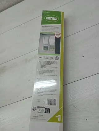 Mosquitera para ventana blanca