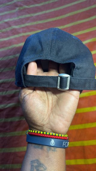 Gorra New York Yankees Negra con Logo Verde