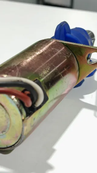 Válvula solenoide combustible 24V nueva