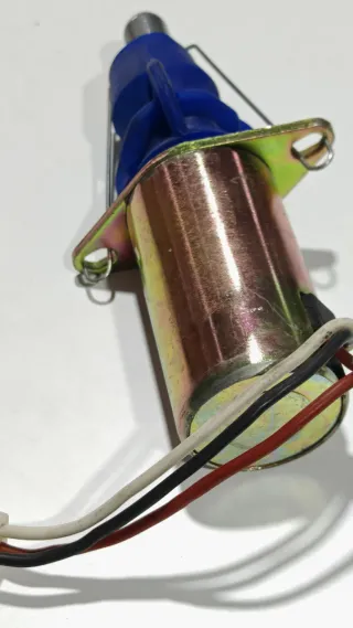 Válvula solenoide combustible 24V nueva