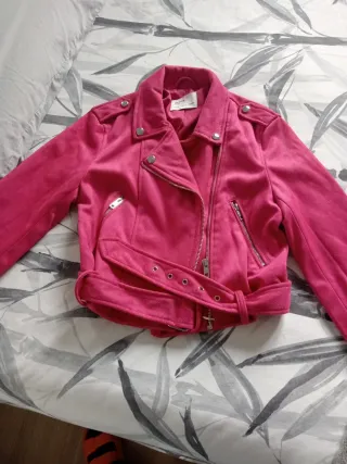 Cazadora ante rosa. Usada una o dos veces