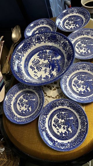 Bol y 6 platitos porcelana inglesa