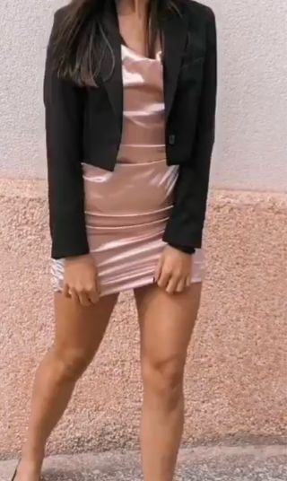 Vestido rosa satinado