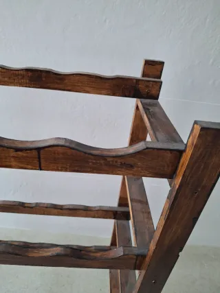 Botellero de madera rústico, para 24 botellas.