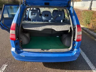 Mitsubishi Space Star 2000