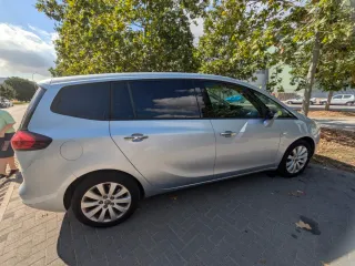 Opel Zafira Tourer 2015