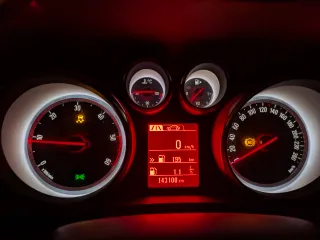 Opel Zafira Tourer 2015