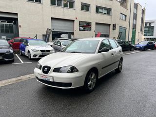 SEAT Ibiza 2004 1.4 Gasolina 75Cv Pegatina B