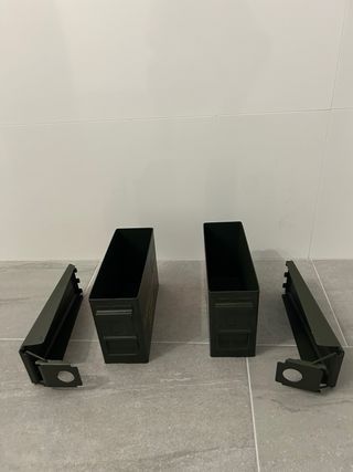 2 Cajas Militares estrechas vacías