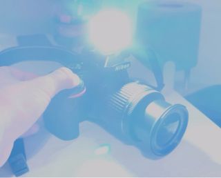 Cámara DSLR Nikon D5600 + Objetivo + 2 baterías