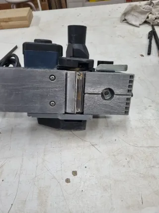 Cepillo Eléctrico Carpintero  Marca CASALS