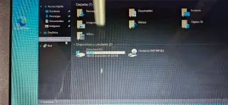 Portátil Lenovo AMD Radeon 7310