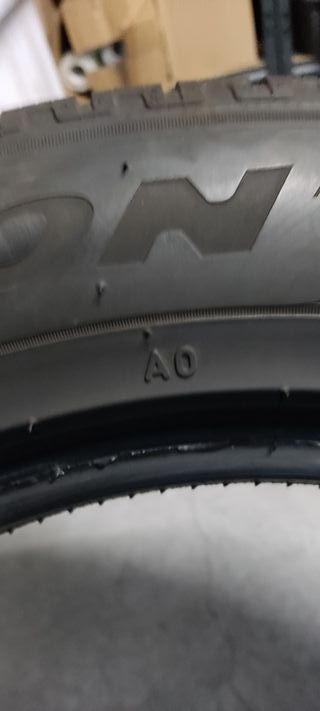 2 Neumáticos Invierno Bridgestone 255/55/19 AO