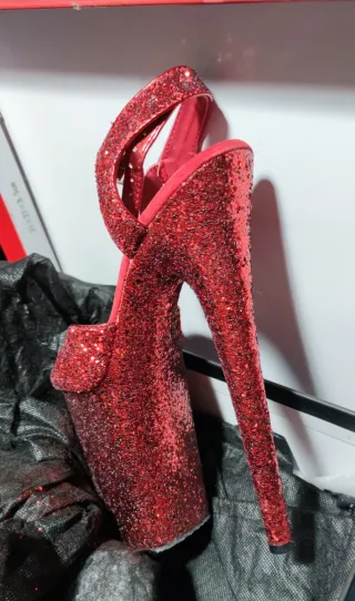 Zapatos Pleaser Rojos Brillantes