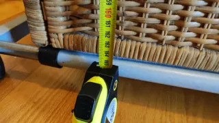 Burro perchero con cajas mimbre y espejo