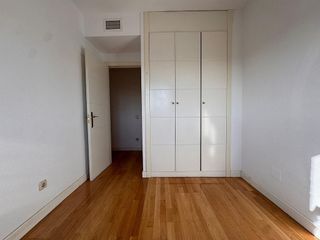 Piso en alquiler en Sanchinarro en Madrid