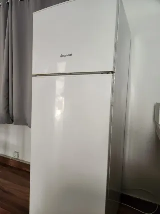 Nevera Benavent Blanca