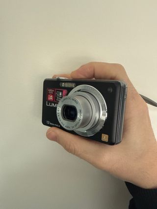 Panasonic Lumix DMC-FH1 Cámara Digital 12MP