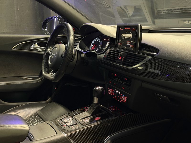 Audi 2015, foto 18