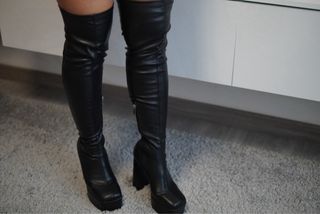 Botas altas negras con plataforma