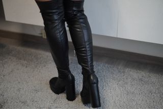 Botas altas negras con plataforma