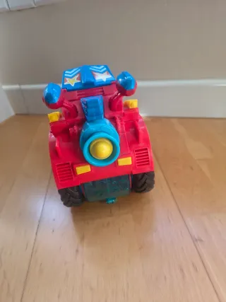 Superthings coche Monster Roller