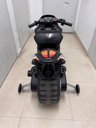 Moto de bateria repsol