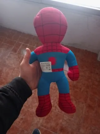 2 Figuras Spiderman Marvel distintos tamaños