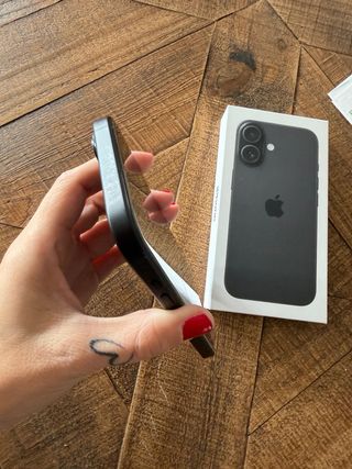 iPhone 16 128GB Negro