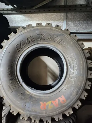Neumático MAXXIS RAZR 20X11.00-9