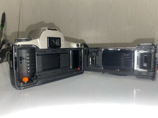 Cámara Canon EOS 300 Plata