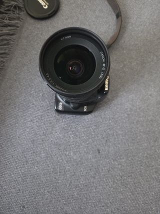 Cámara Canon EOS 450D + Objetivo