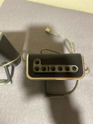 Altavoces Portátiles Logitech ( precio negocible)