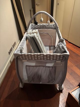 Cuna de viaje First Step + colchón