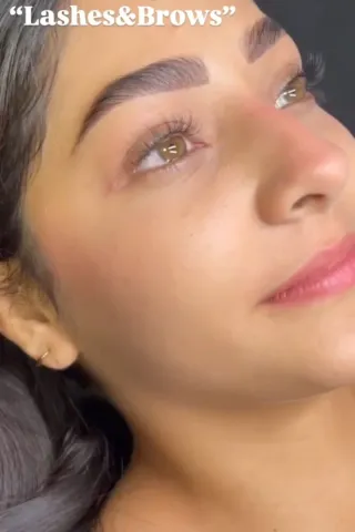 Uñas cejas pestañas y planchado de cabello