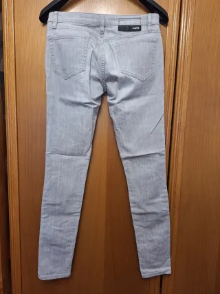 Pantalón Hurley Gris Talla 81