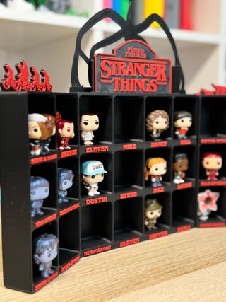 Organizador figura Stranger Things kinder soportes