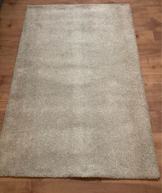 Alfombra IKEA hueso