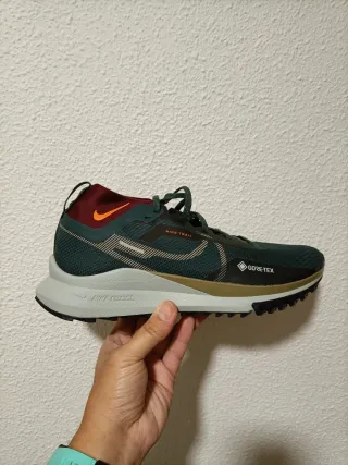 T44 Nike React Pegasus Trail 4 GTX V2
