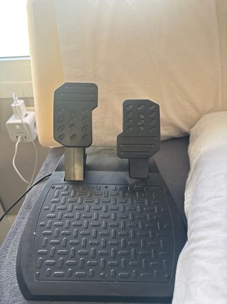 Volante Ferrari PS4/PS5/PC + Pedales