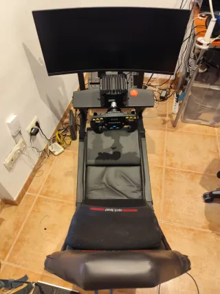 Cockpit F-GT Next Level Racing