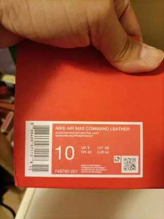 T44 Nike Air Max Command Leather Negras