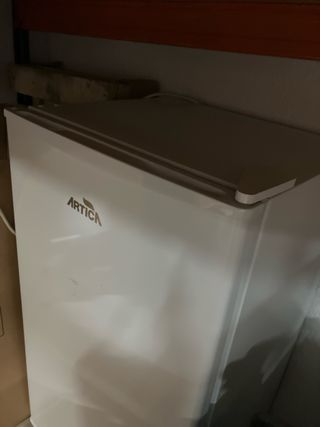 Nevera pequeña ÁRTICA