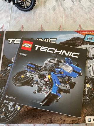 LEGO Technic BMW R 1200 GS Adventure 42063