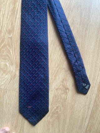 Corbata Valentino Azul con Puntos Rojos