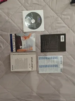 Cámara Sony Cyber-shot Rosa Carl Zeiss