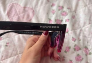 Gafas de sol Hawkers negras y rosas