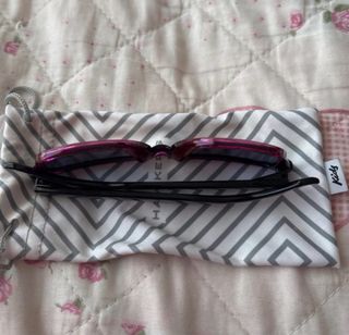 Gafas de sol Hawkers negras y rosas