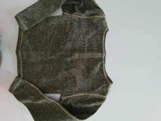 Top vintage dorado y negro